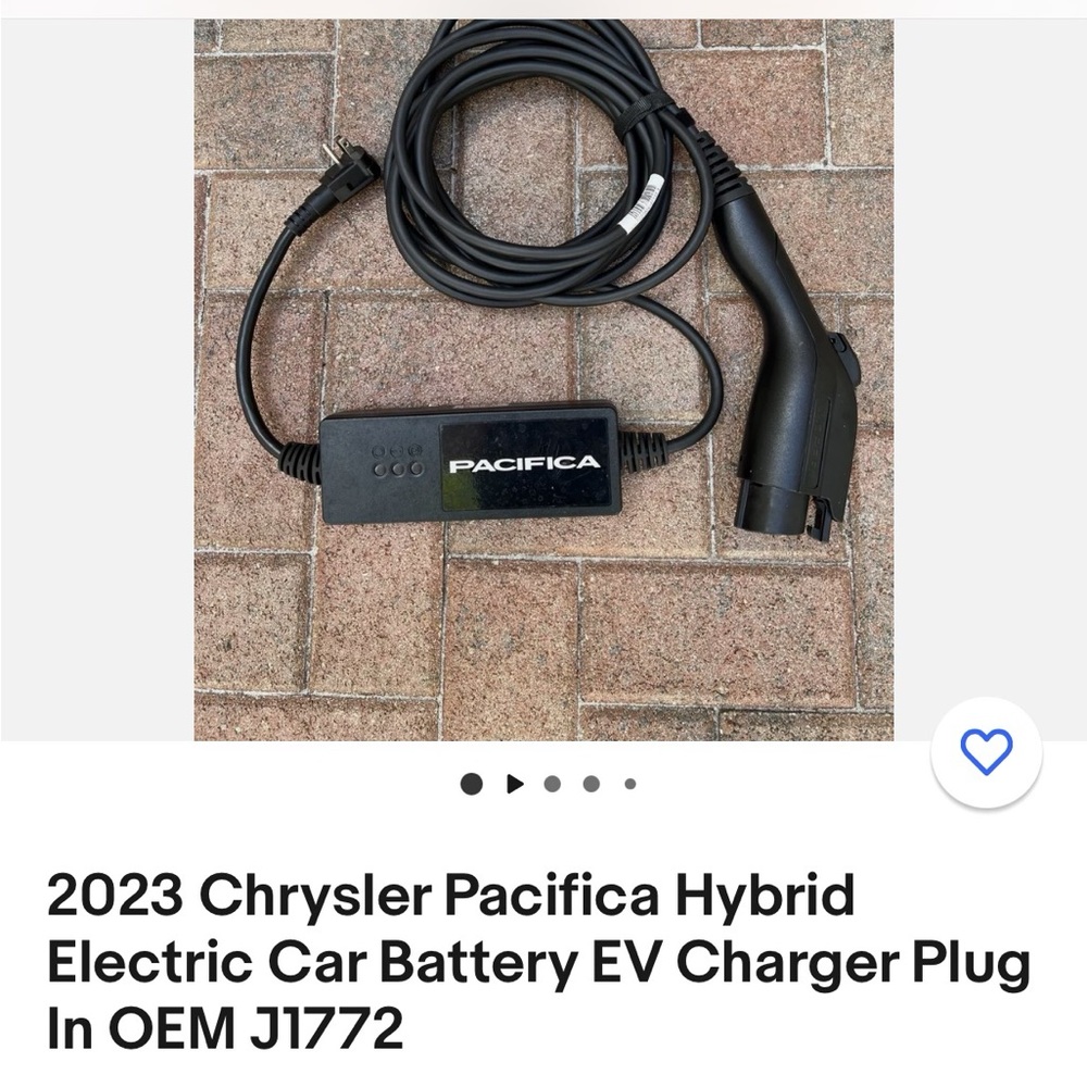 2023 Dodge Pacifica EV charger